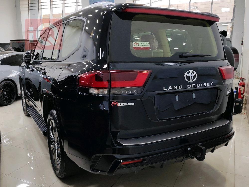 تويوتا لاندكروزر